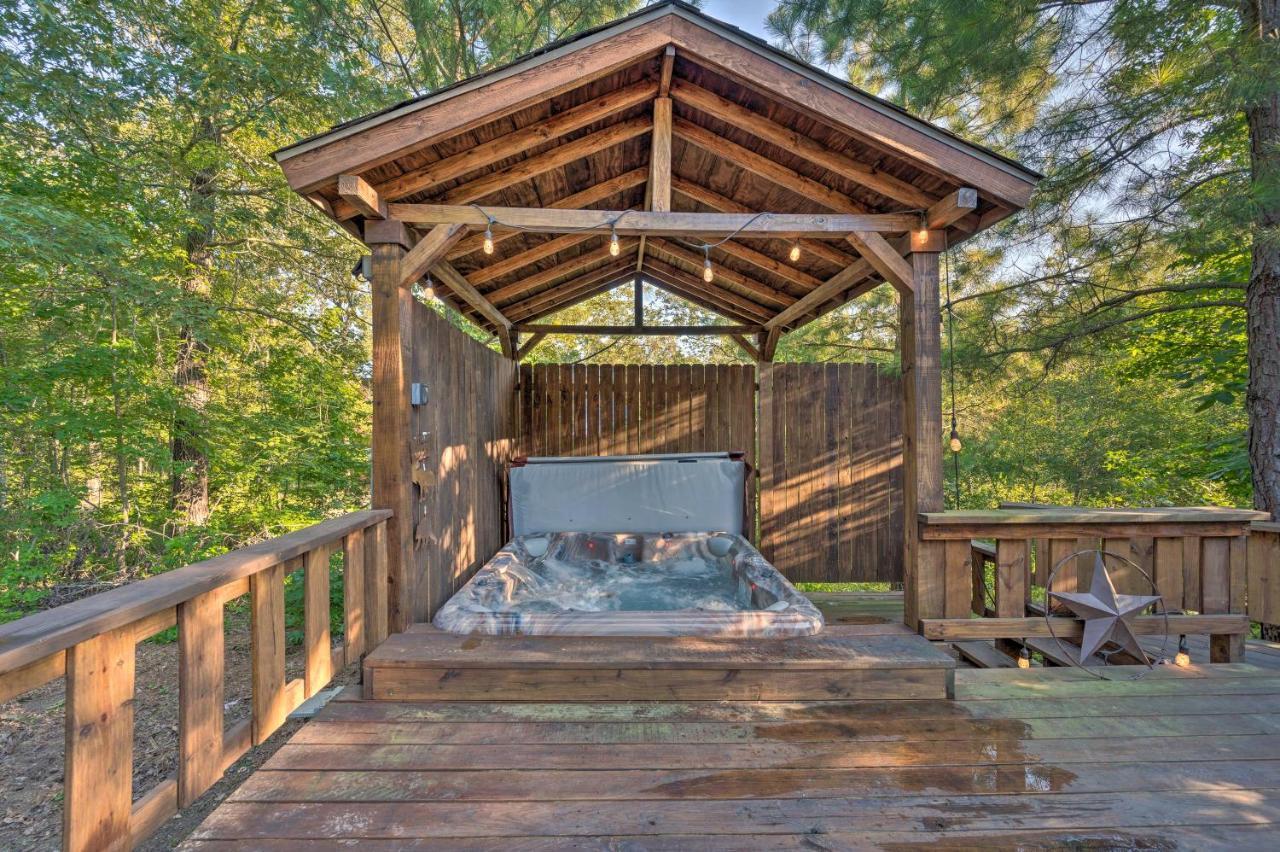 Вилла Broken Bow Retreat On 2 Acres With Hot Tub And Deck! Экстерьер фото